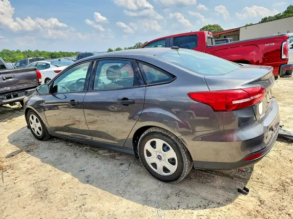 1FADP3E22HL236688 2017 FORD FOCUS - Image 2