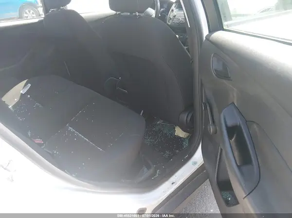 1FADP3E22HL240224 2017 FORD FOCUS - Image 8