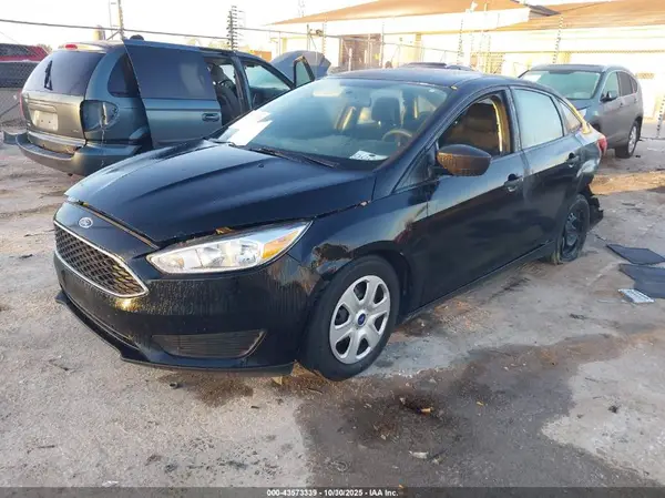 1FADP3E22HL252681 2017 FORD FOCUS - Image 2