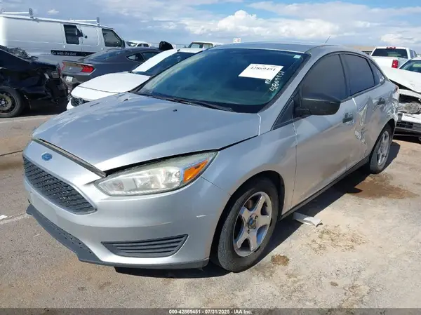 1FADP3E22HL276687 2017 FORD FOCUS - Image 2