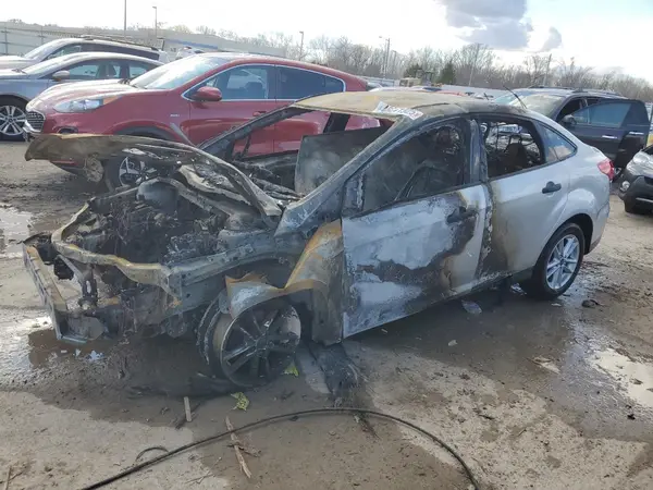 1FADP3E22HL279184 2017 FORD FOCUS - Image 1