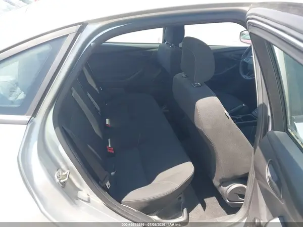 1FADP3E22HL319571 2017 FORD FOCUS - Image 8