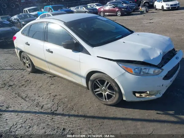 1FADP3E22HL336547 2017 FORD FOCUS - Image 1