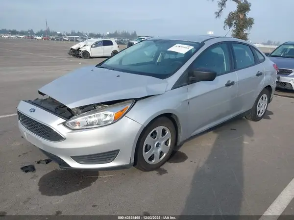 1FADP3E22JL230606 2018 FORD FOCUS - Image 2