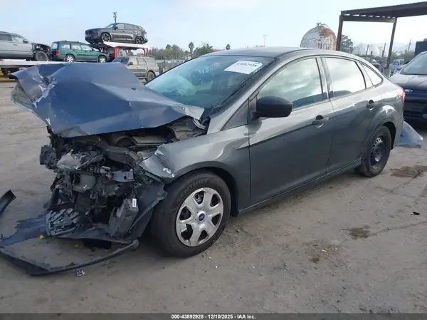 1FADP3E22JL230895 2018 FORD FOCUS - Image 2