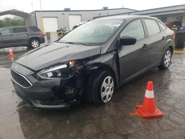 1FADP3E22JL268451 2018 FORD FOCUS - Image 1