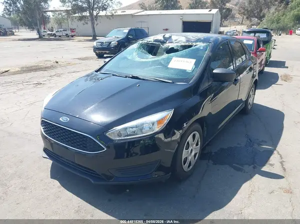 1FADP3E22JL270622 2018 FORD FOCUS - Image 2