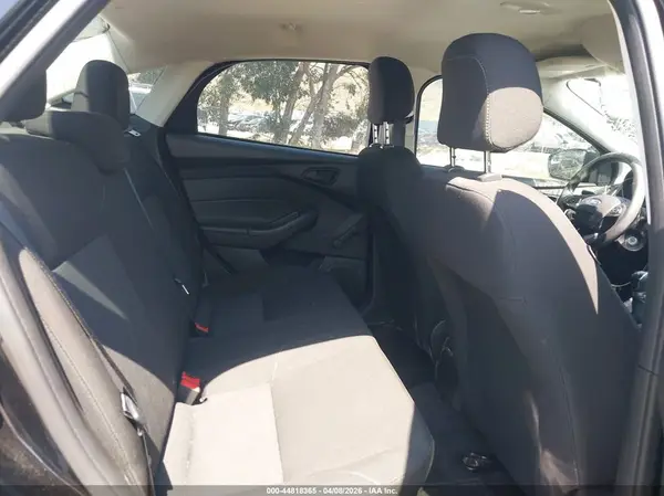1FADP3E22JL270622 2018 FORD FOCUS - Image 8