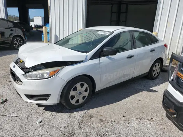1FADP3E22JL276100 2018 FORD FOCUS - Image 1