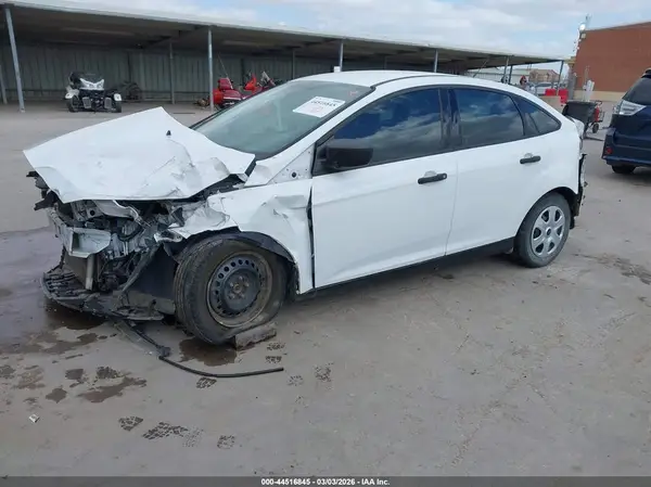 1FADP3E22JL277330 2018 FORD FOCUS - Image 2