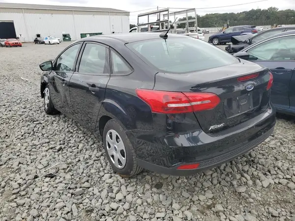 1FADP3E22JL298307 2018 FORD FOCUS - Image 2