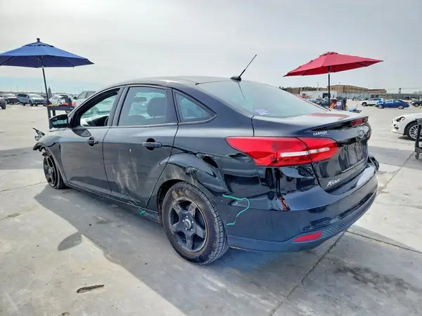 1FADP3E22JL302193 2018 FORD FOCUS - Image 2