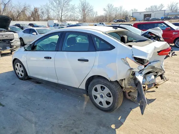 1FADP3E22JL303229 2018 FORD FOCUS - Image 2