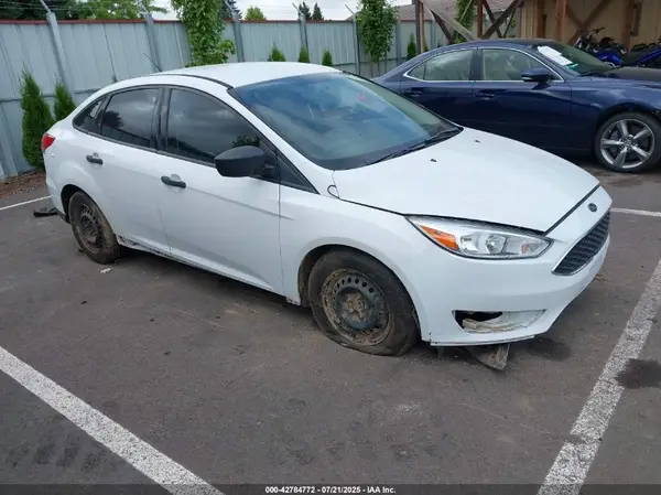 1FADP3E22JL313257 2018 FORD FOCUS - Image 1