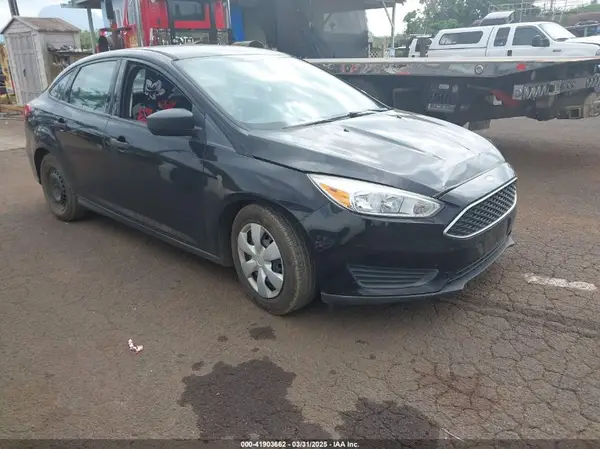 1FADP3E22JL313646 2018 FORD FOCUS - Image 1