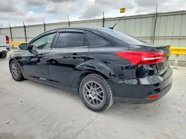 1FADP3E22JL321603 2018 FORD FOCUS - Image 2
