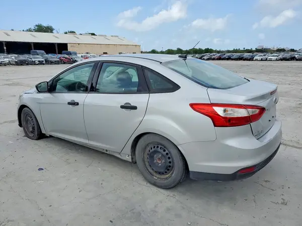 1FADP3E23EL321003 2018 FORD FOCUS - Image 2