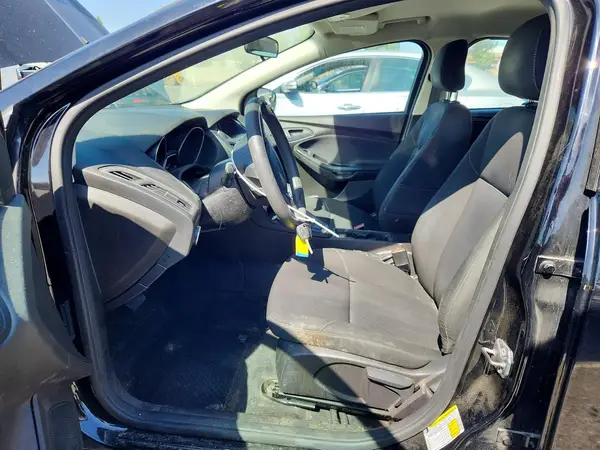 1FADP3E23GL225780 2016 FORD FOCUS - Image 8