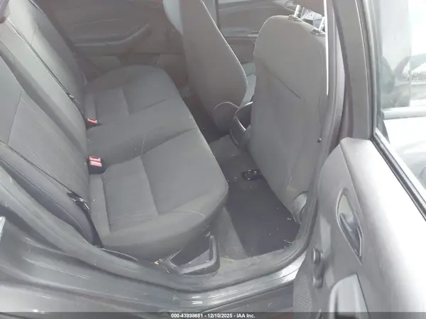 1FADP3E23GL226329 2016 FORD FOCUS - Image 8