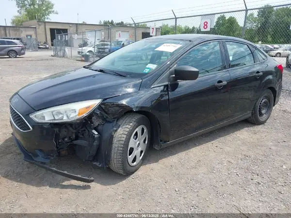 1FADP3E23GL228033 2016 FORD FOCUS - Image 2