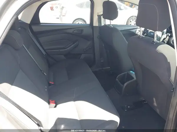 1FADP3E23GL238836 2016 FORD FOCUS - Image 8