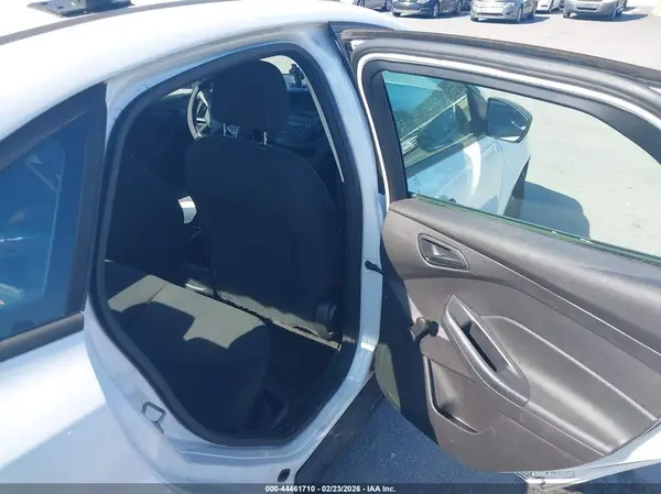 1FADP3E23GL356692 2016 FORD FOCUS - Image 8