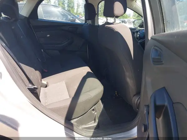 1FADP3E23GL400092 2016 FORD FOCUS - Image 8
