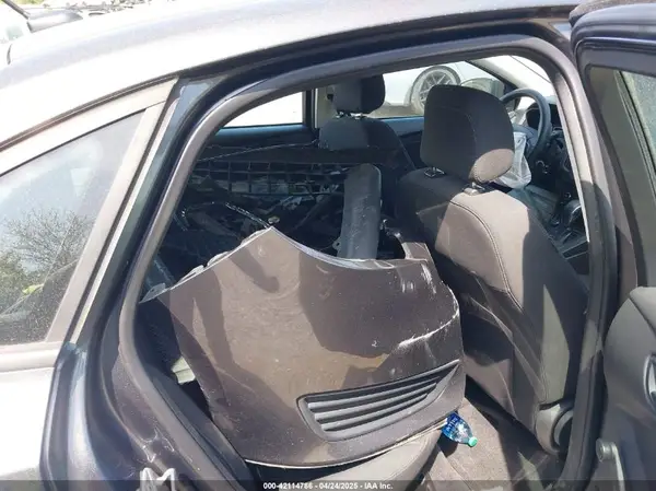 1FADP3E23GL400982 2016 FORD FOCUS - Image 8