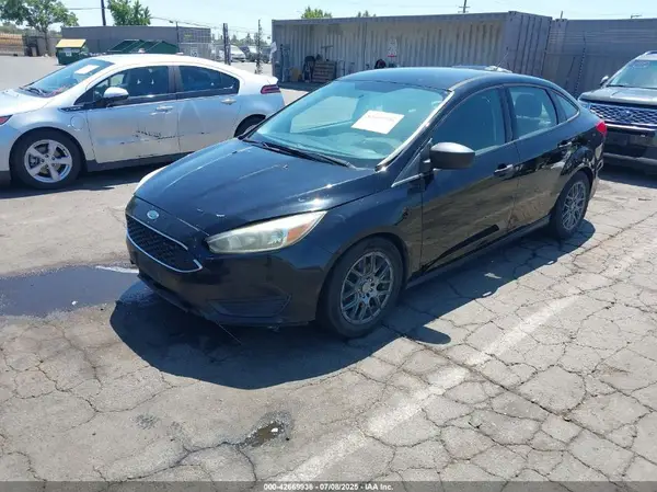 1FADP3E23GL401842 2016 FORD FOCUS - Image 2