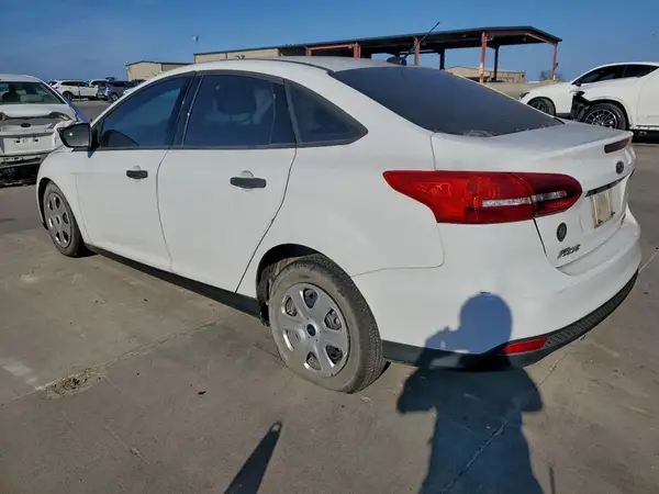 1FADP3E23GL404384 2016 FORD FOCUS - Image 2