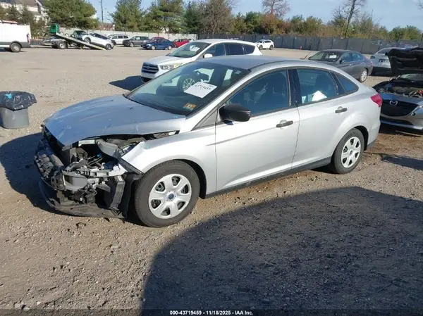 1FADP3E23HL218300 2017 FORD FOCUS - Image 2
