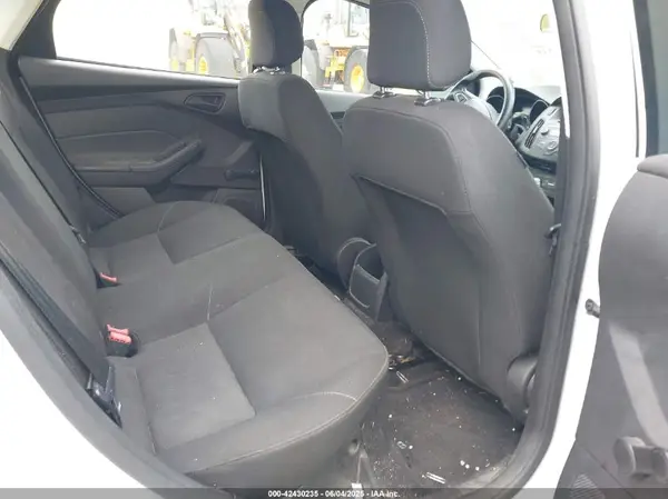 1FADP3E23HL221360 2017 FORD FOCUS - Image 8