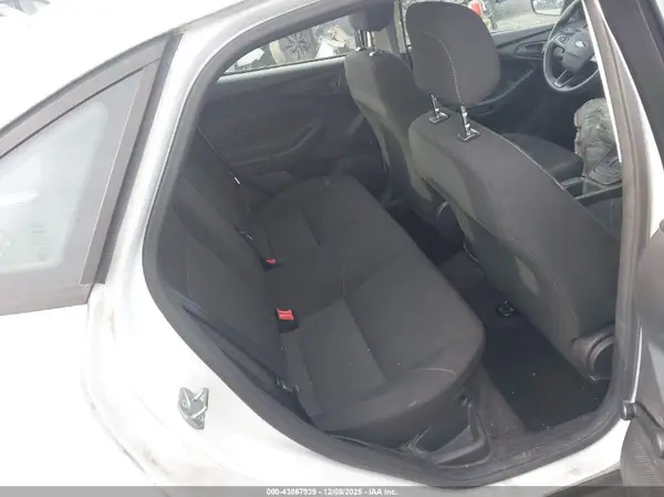 1FADP3E23HL289626 2017 FORD FOCUS - Image 8