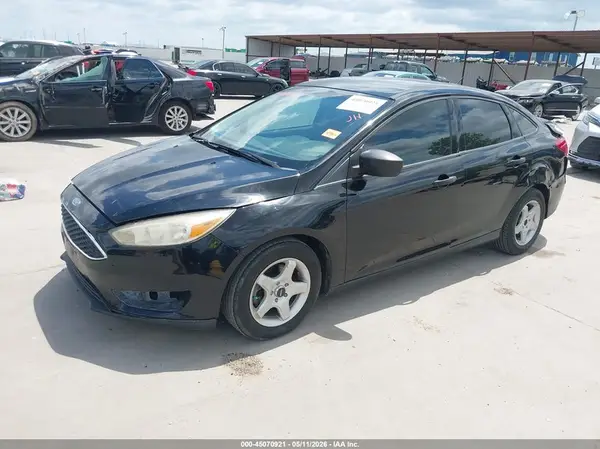 1FADP3E23HL348500 2017 FORD FOCUS - Image 2