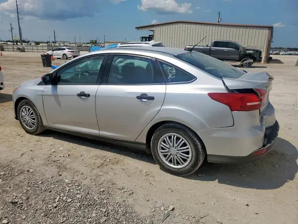 1FADP3E23JL208145 2018 FORD FOCUS - Image 2