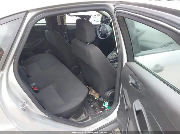 1FADP3E23JL210042 2018 FORD FOCUS - Image 8