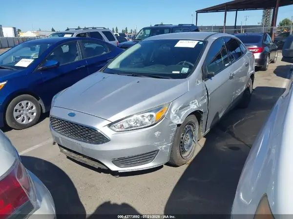 1FADP3E23JL211871 2018 FORD FOCUS - Image 2