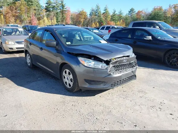 1FADP3E23JL213801 2018 FORD FOCUS - Image 1