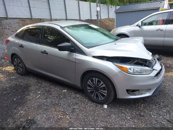 1FADP3E23JL220876 2018 FORD FOCUS - Image 1