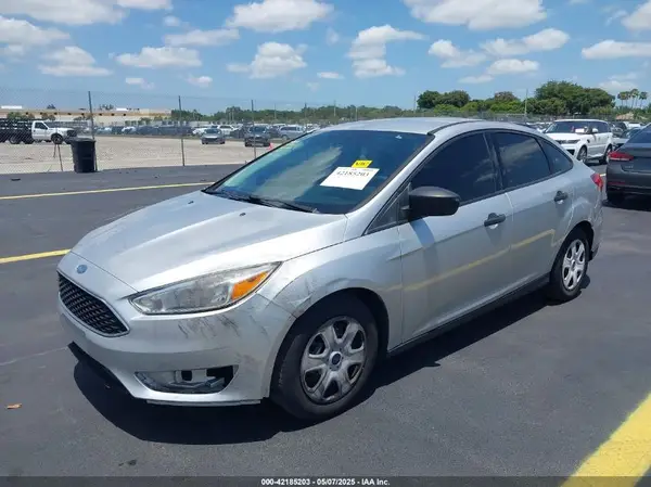 1FADP3E23JL242750 2018 FORD FOCUS - Image 2