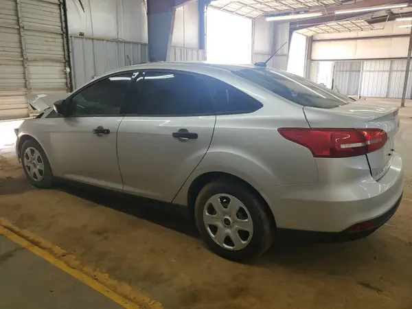 1FADP3E23JL265008 2018 FORD FOCUS - Image 2