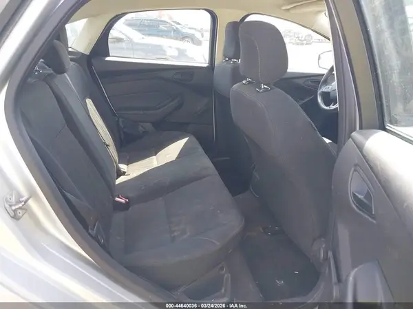 1FADP3E24GL228641 2016 FORD FOCUS - Image 8