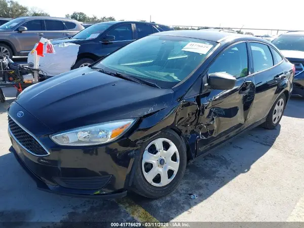 1FADP3E24GL228901 2016 FORD FOCUS - Image 2