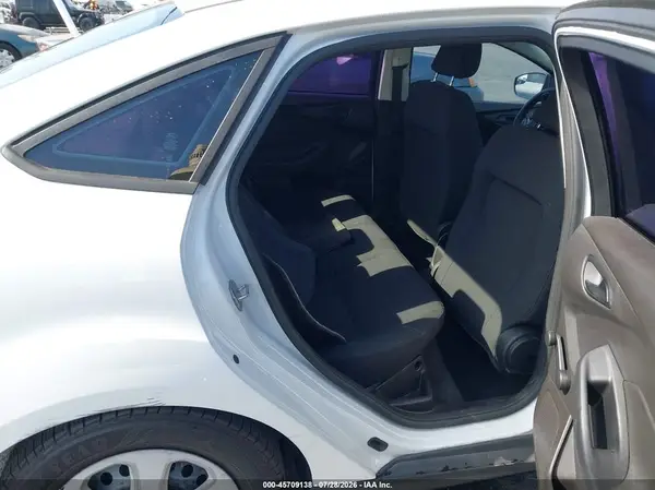 1FADP3E24GL305721 2016 FORD FOCUS - Image 8