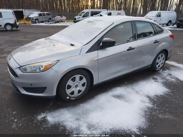 1FADP3E24GL311082 2016 FORD FOCUS - Image 2