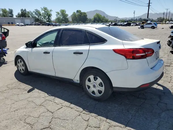 1FADP3E24GL320719 2016 FORD FOCUS - Image 2