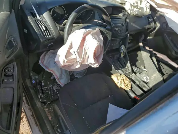 1FADP3E24GL339450 2016 FORD FOCUS - Image 8