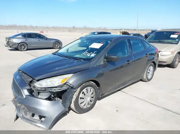1FADP3E24GL369113 2016 FORD FOCUS - Image 2