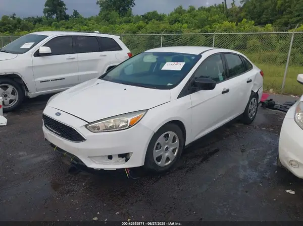 1FADP3E24GL383965 2016 FORD FOCUS - Image 2
