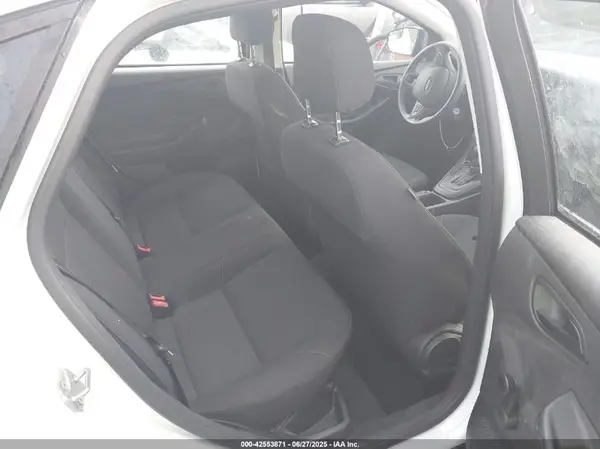 1FADP3E24GL383965 2016 FORD FOCUS - Image 8